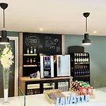 فندق Calais By Ihg 4*
