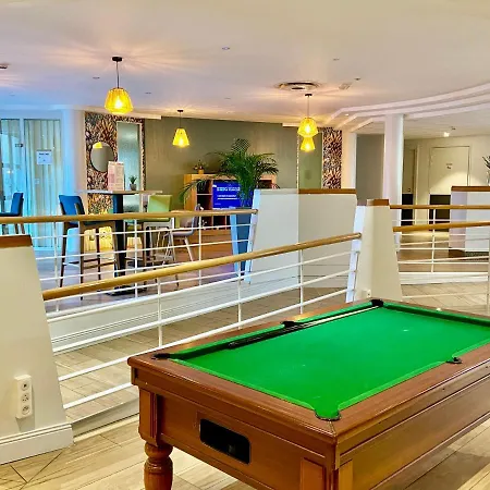 Hotel Calais Coquelles, An Ihg Coquelles