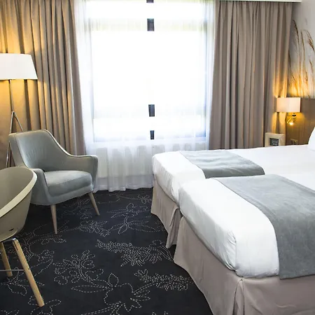 Hotel Calais By Ihg 4*