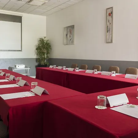 Calais By Ihg 4*