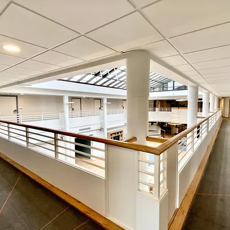 Hotel Calais By Ihg 4*